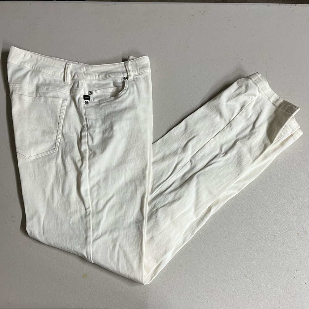 Peck and Peck White Jeans